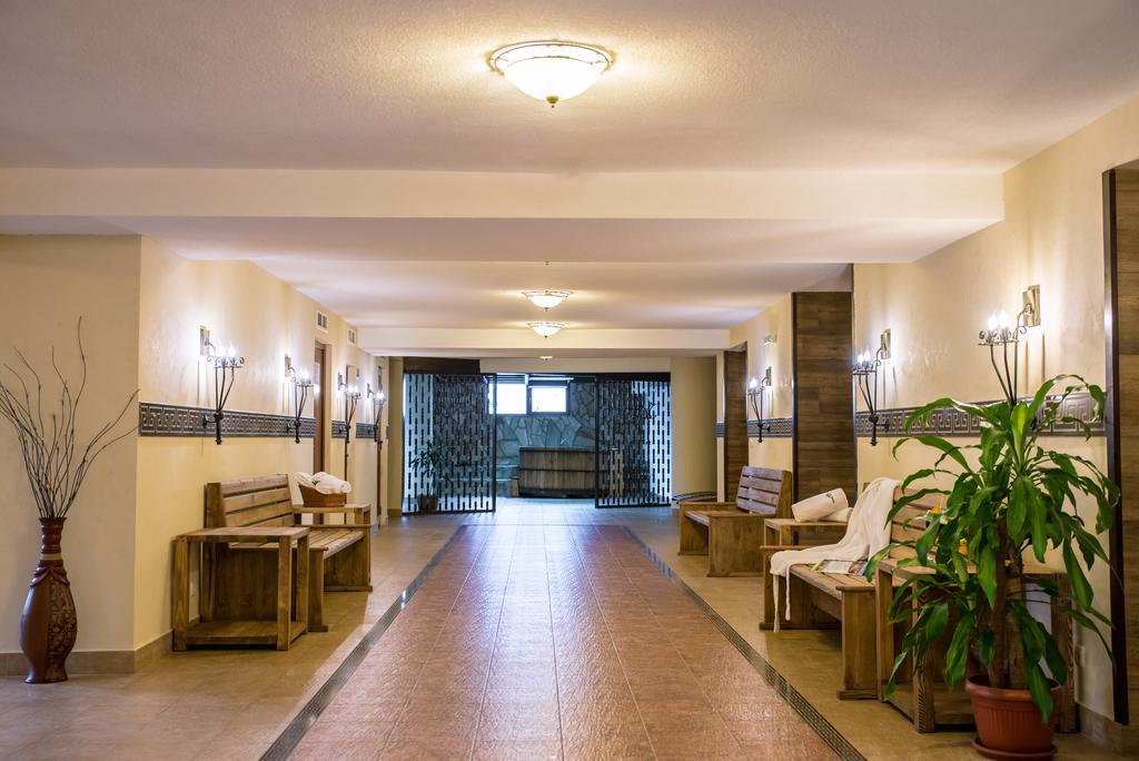 Thermal Spa Hotel Roman Bath Banya  Bagian luar foto