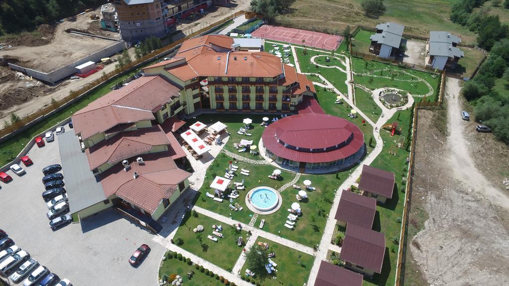 Thermal Spa Hotel Roman Bath Banya  Bagian luar foto